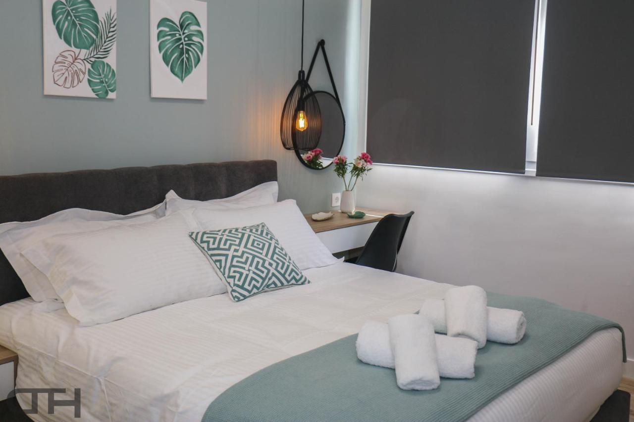 Luxury 80M2 Apartment With Balcony Downtown 塞萨洛尼基 外观 照片