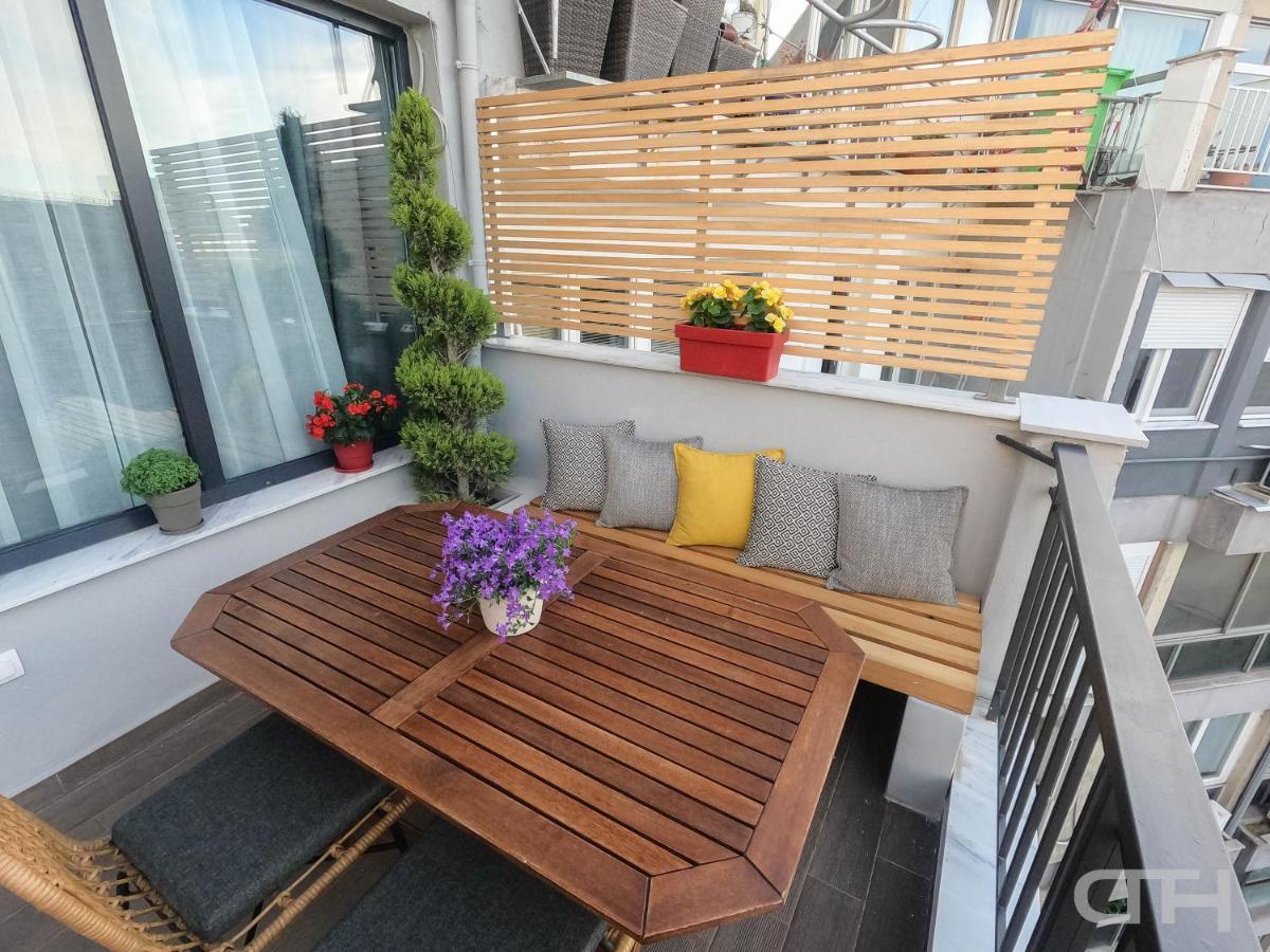 Luxury 80M2 Apartment With Balcony Downtown 塞萨洛尼基 外观 照片