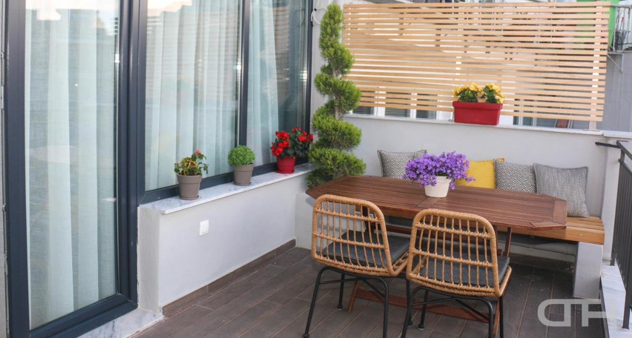 Luxury 80M2 Apartment With Balcony Downtown 塞萨洛尼基 外观 照片
