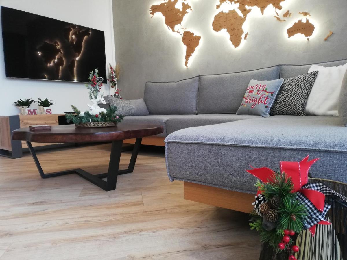 Luxury 80M2 Apartment With Balcony Downtown 塞萨洛尼基 外观 照片